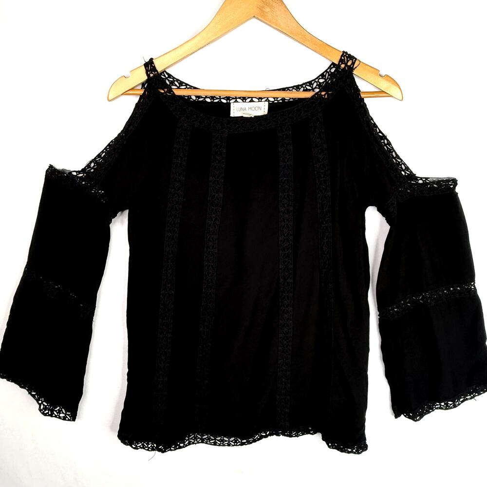 Luna Moon Black Eyelet Cold Shoulder Blouse Small